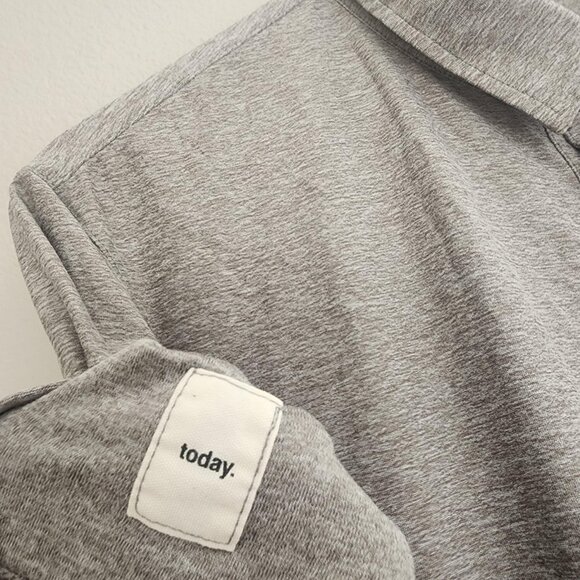 Vuori Polo Shirt Mens Medium Gray Heather Performance Golf 3 Button Tech V188 - Picture 4 of 8